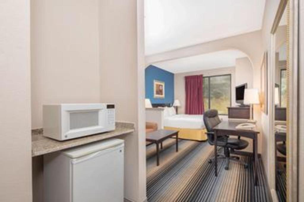 Hotel Baymont By Wyndham Laurel Exteriér fotografie